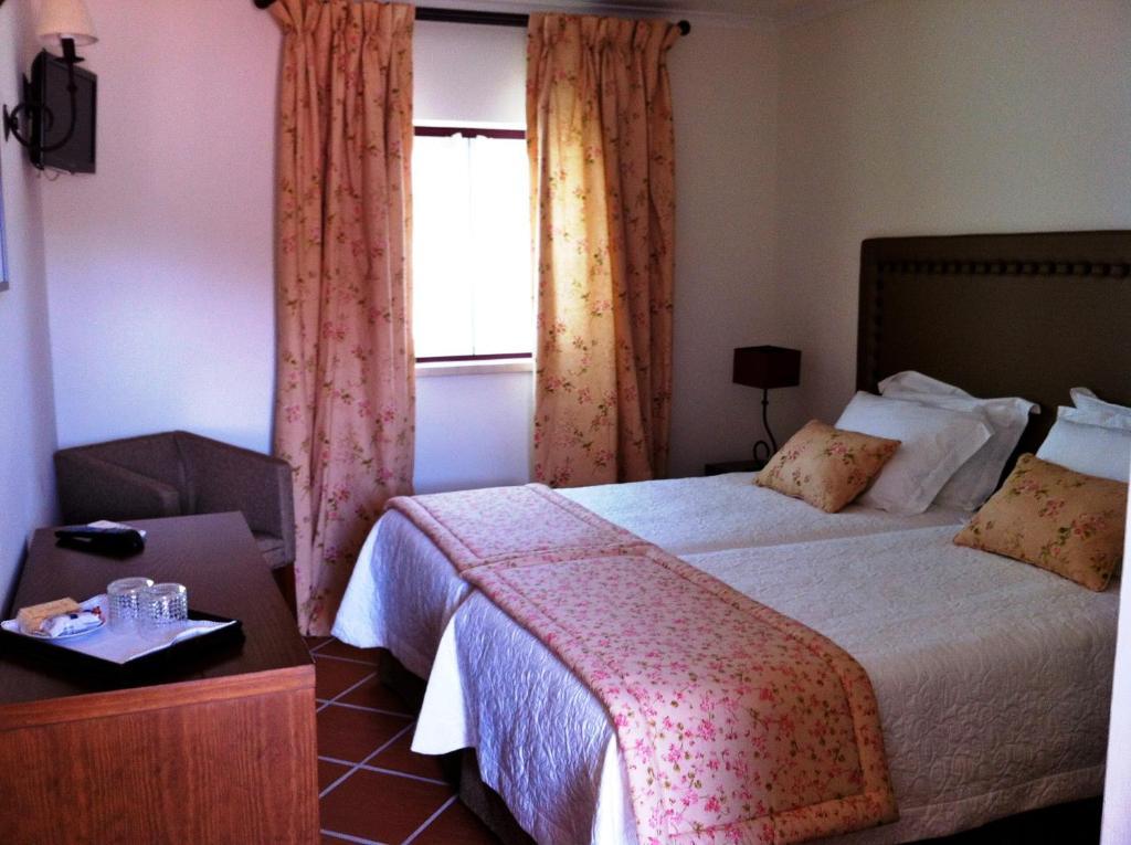 Hotel Casa Do Largo - Golega - Turismo De Habitacao Habitación foto