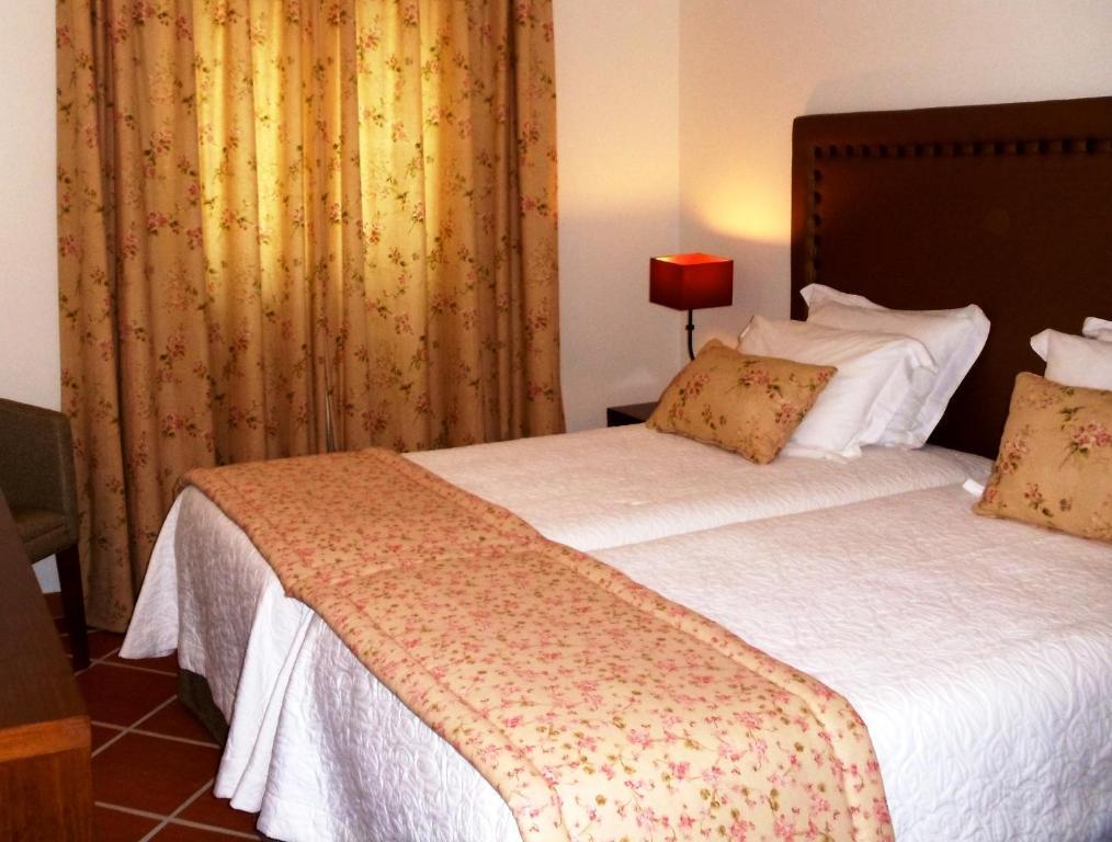 Hotel Casa Do Largo - Golega - Turismo De Habitacao Habitación foto
